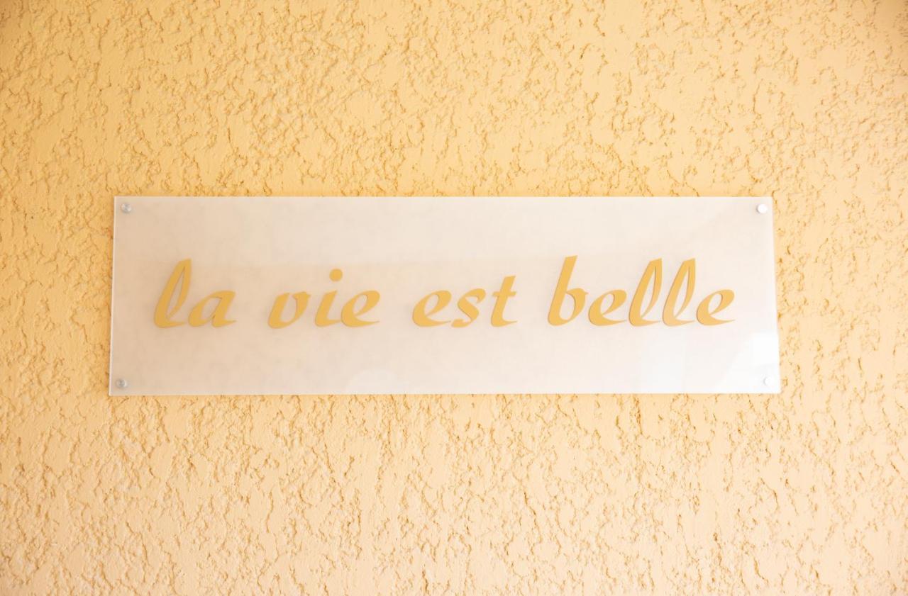 La Vie Est Belle Leilighet Gassin Eksteriør bilde